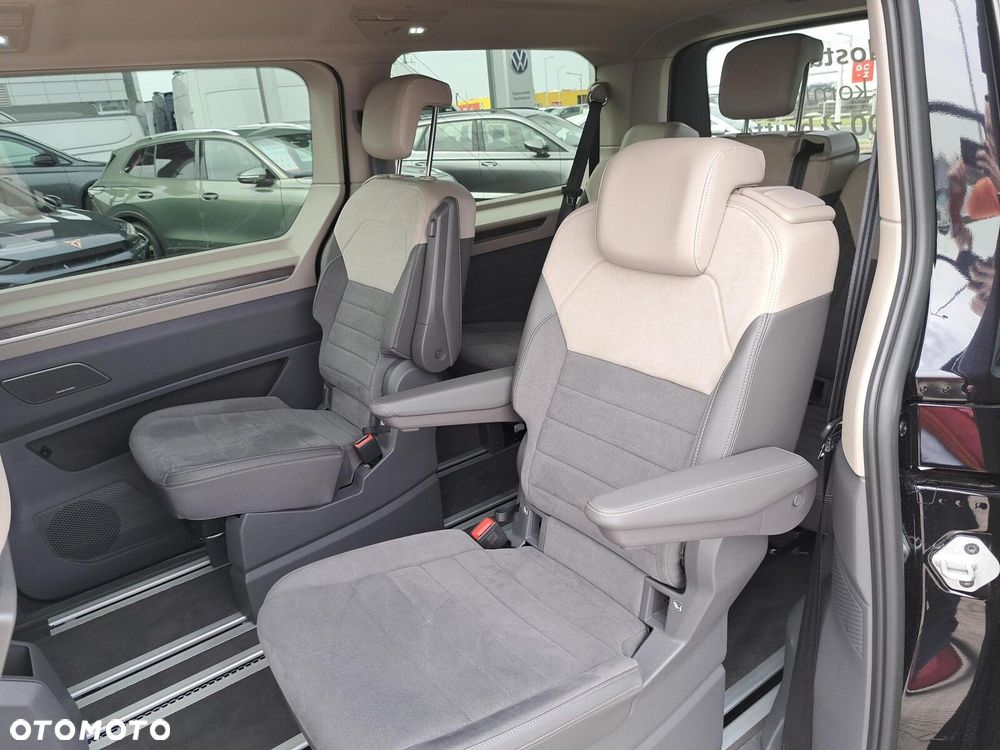 Volkswagen Multivan - 28