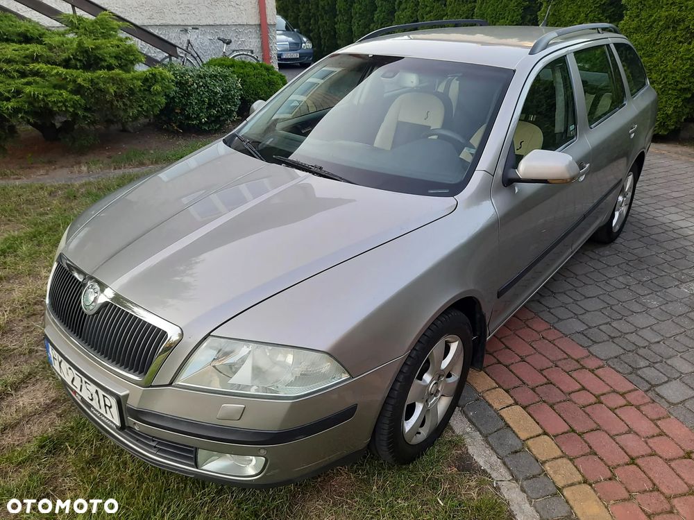 Skoda Octavia 1.6 Combi Style - 3