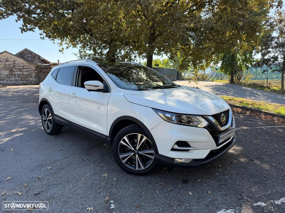 Nissan Qashqai 1.3 DIG-T MHEV Premiere Edition - 1