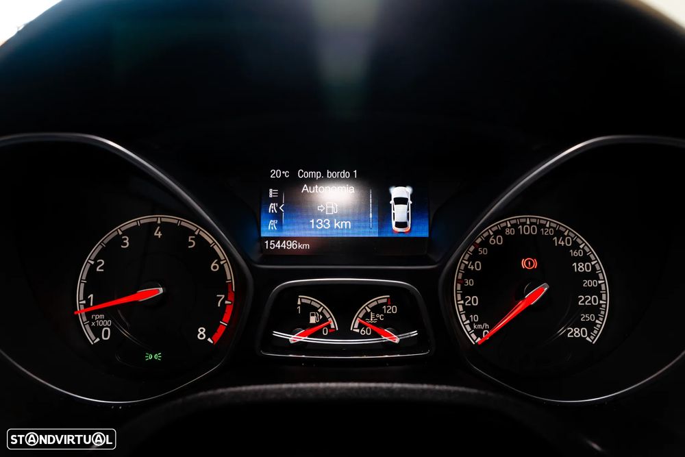 Ford Focus 2.0 EcoBoost ST c/ Pack Pele Desportiva - 25