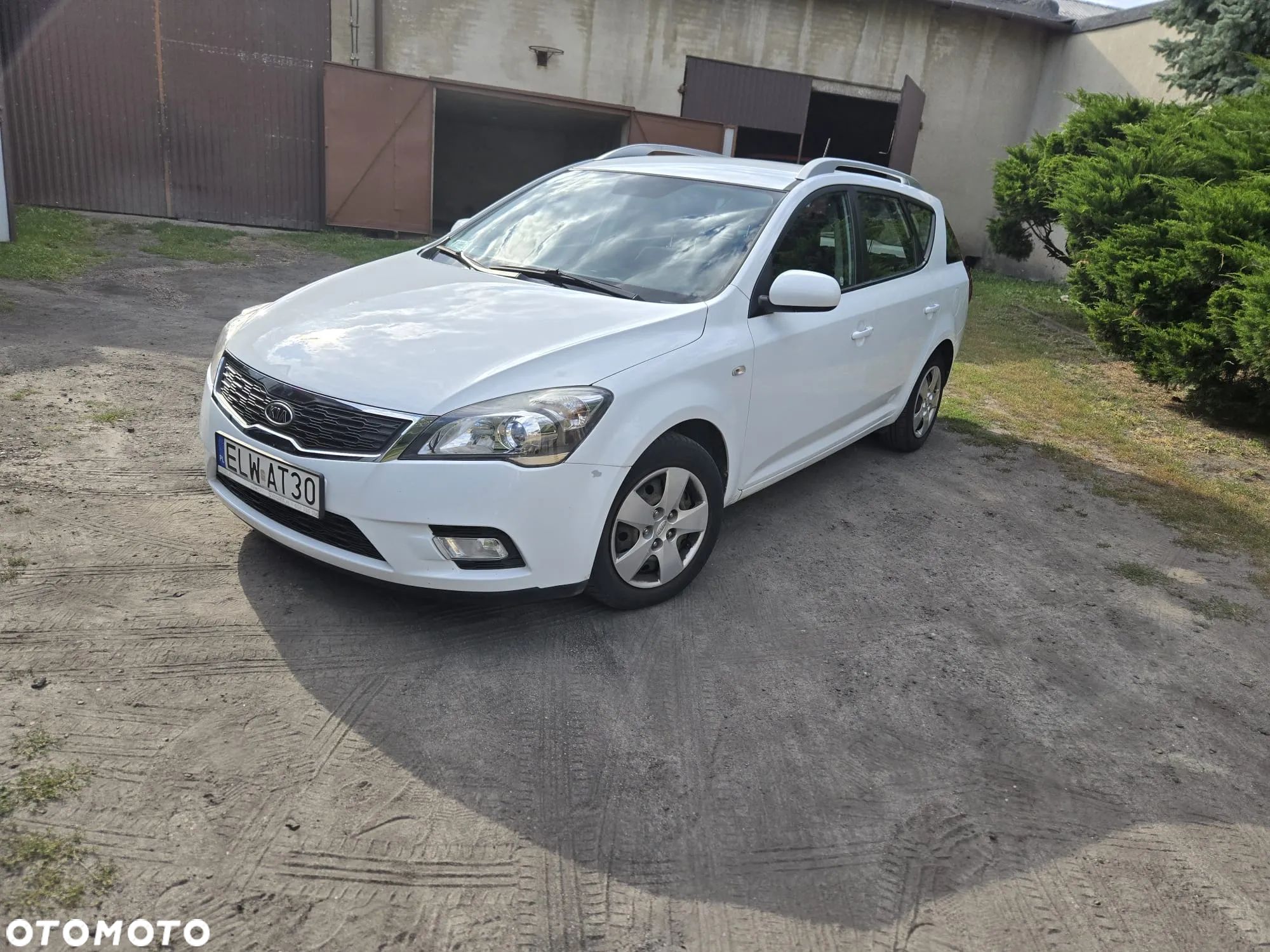 Kia Ceed - 1
