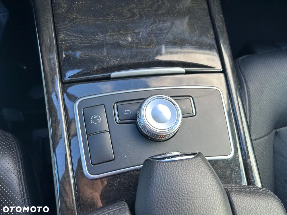 Mercedes-Benz Klasa E 350 CDI BlueEff Avantgarde - 27
