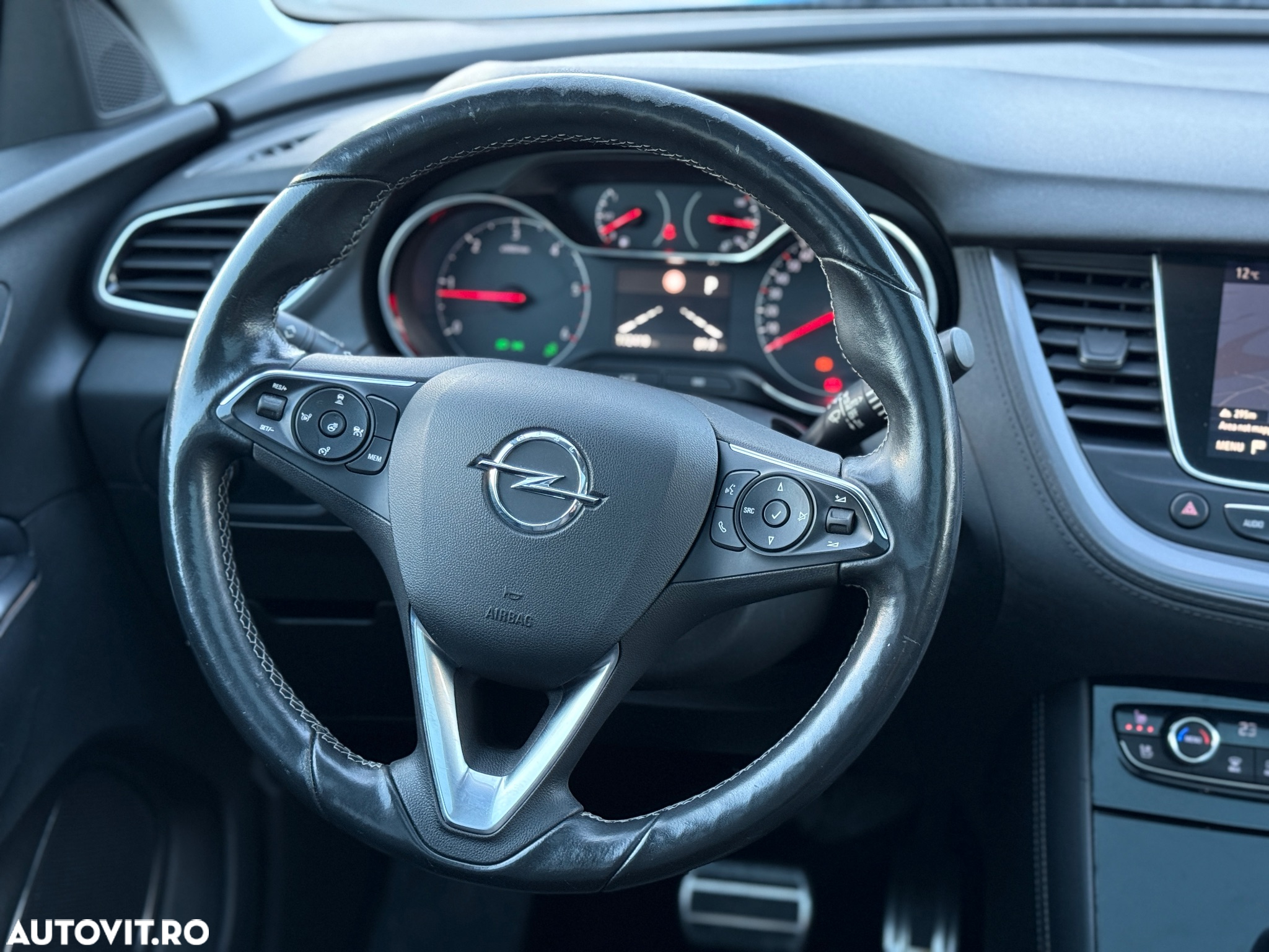 Opel Grandland X 1.6 D Start/Stop Automatik Business Edition - 16