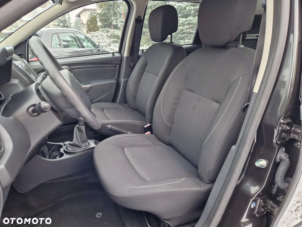 Dacia Duster SCe 115 2WD Essential - 18