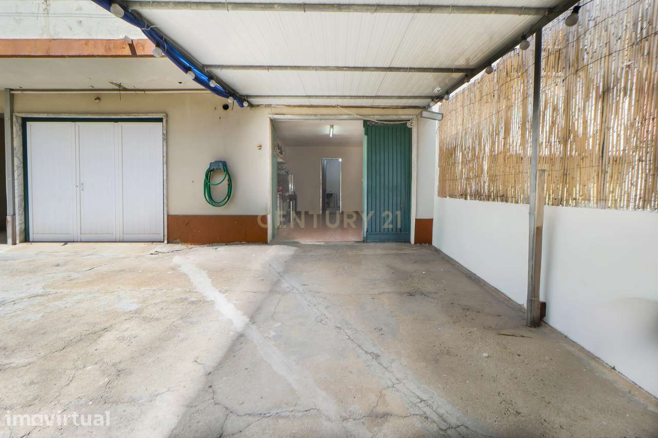 Apartamento T3 com garagem no Alto do Moinho,  em Corroios - Grande imagem: 2/21