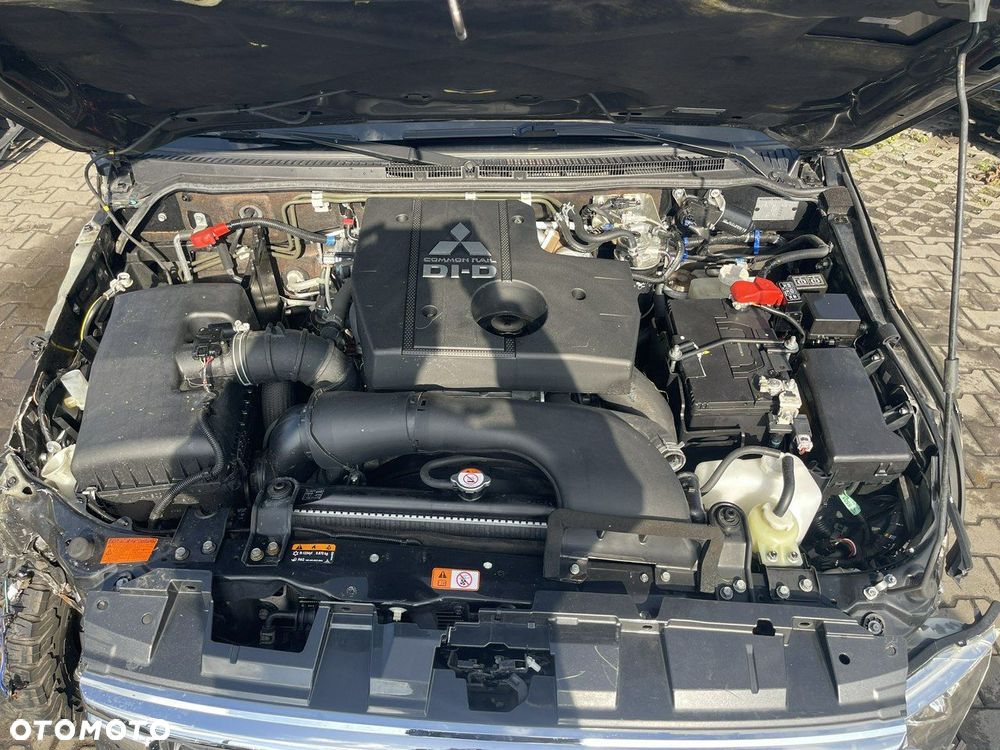 Mitsubishi Pajero 3.2 DI-D Automatik - 14
