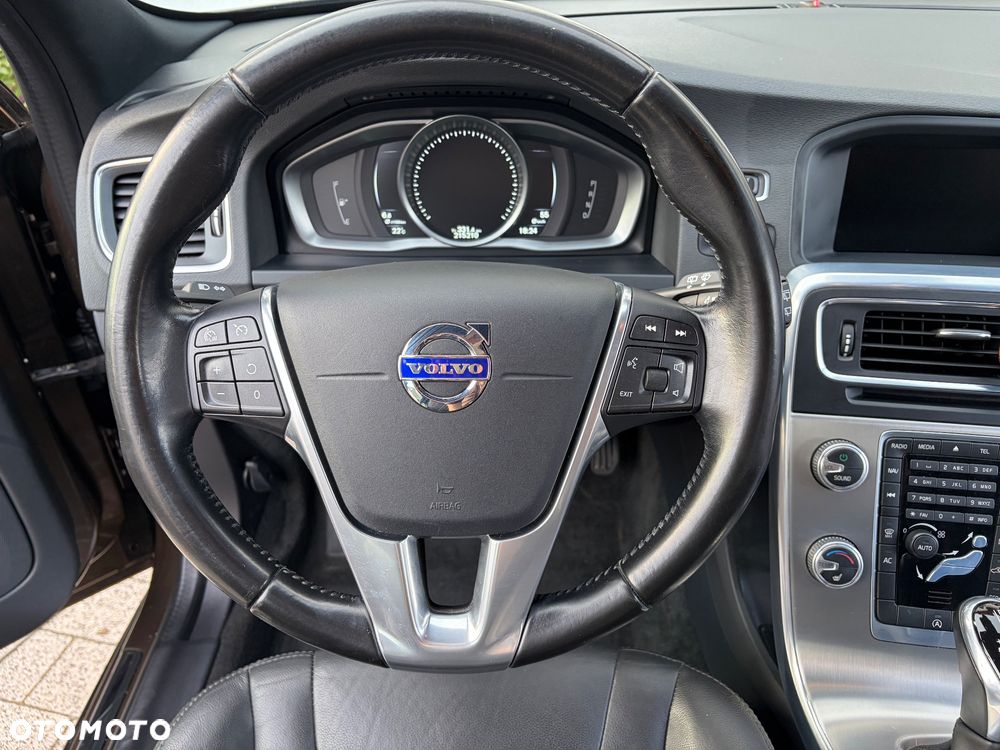 Volvo V60 Cross Country D4 Drive-E Summum - 13