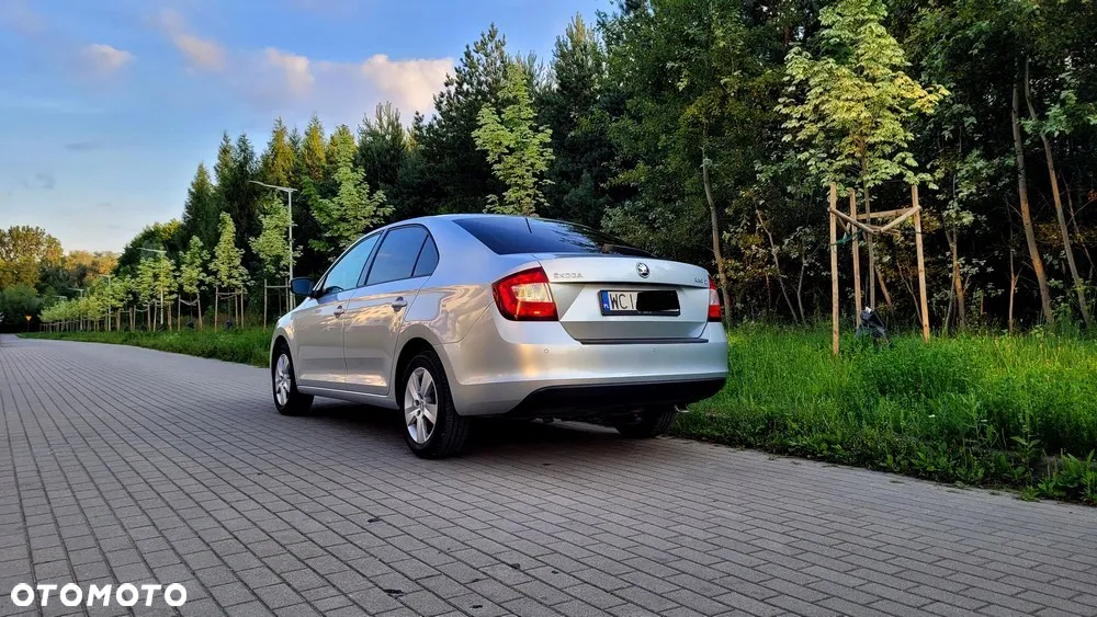 Skoda RAPID 1.0 TSI Style - 11