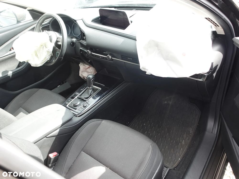 Mazda CX-30 2.0 mHEV Centre-Line AWD - 11