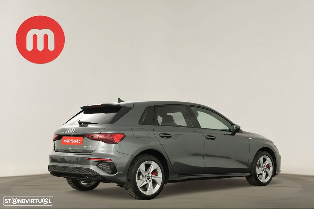Audi A3 Sportback 45 TFSIe S line - 4