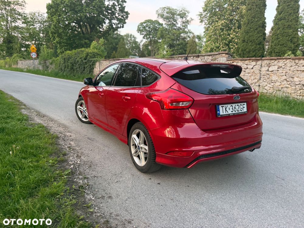 Ford Focus 2.0 TDCi Red Edition ASS - 3