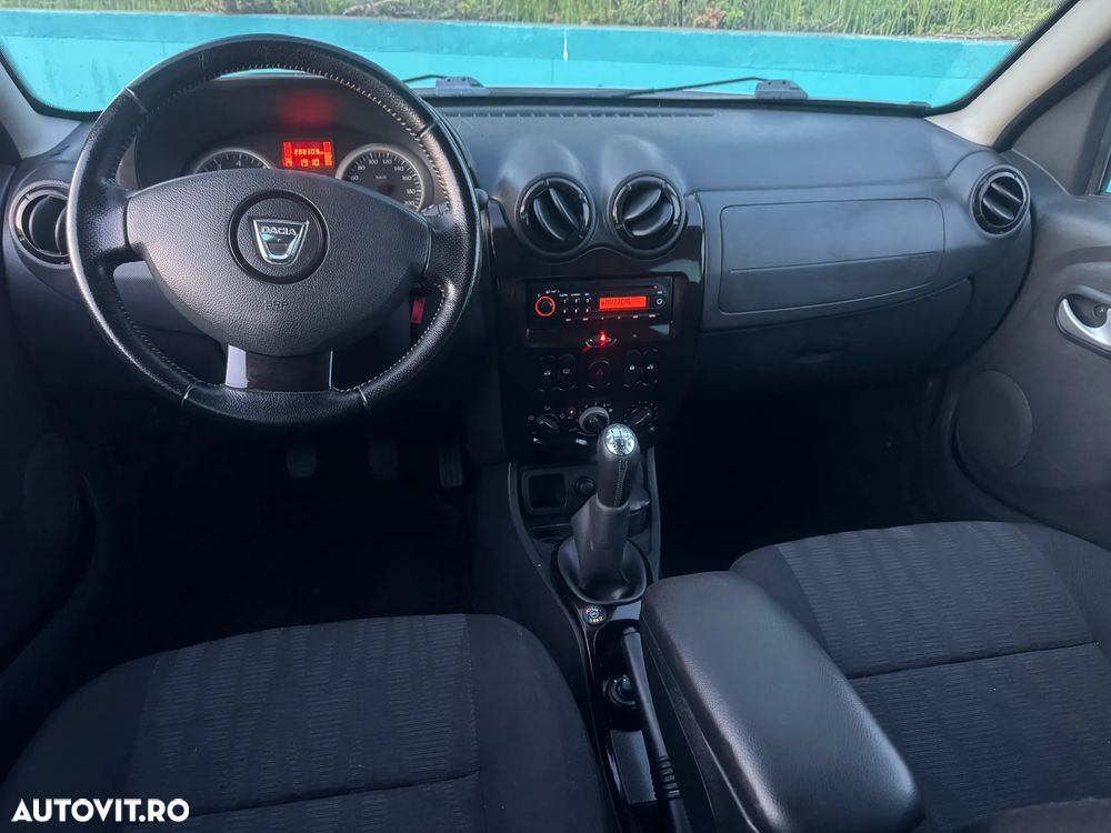 Dacia Duster 1.6 4x2 Prestige - 4