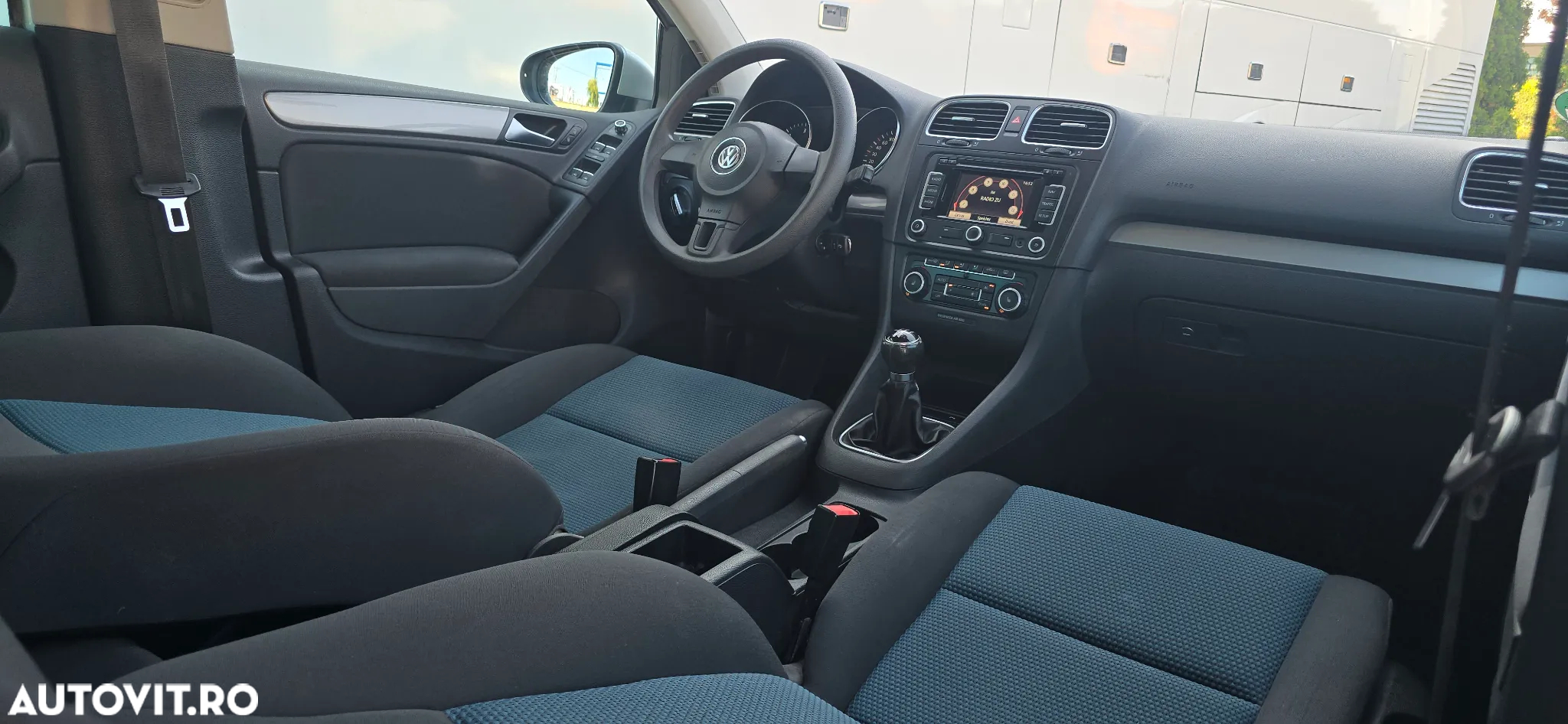 Volkswagen Golf - 12