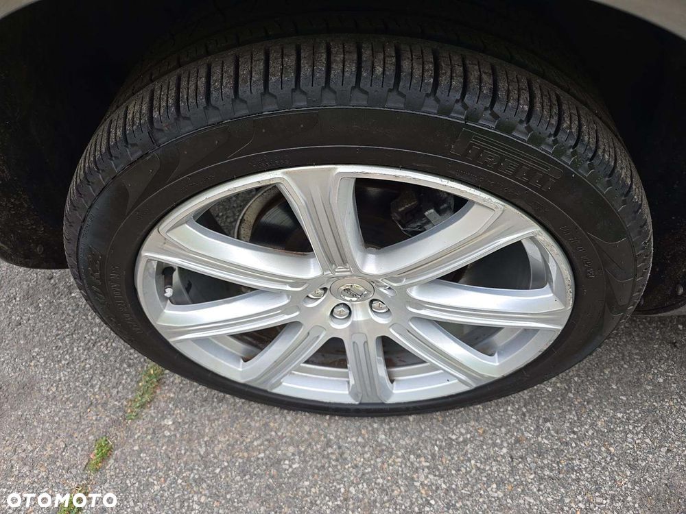 Volvo XC 90 - 8