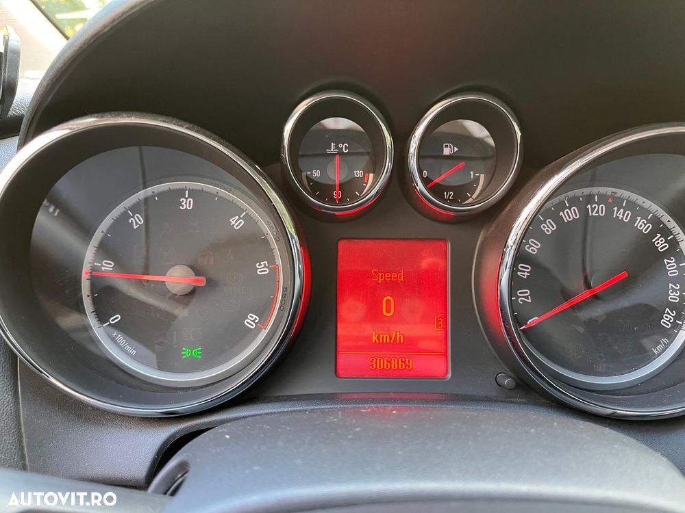 Opel Astra 1.7 CDTI - 9