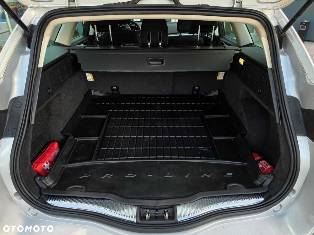 Ford Mondeo 1.5 EcoBoost Ambiente - 29
