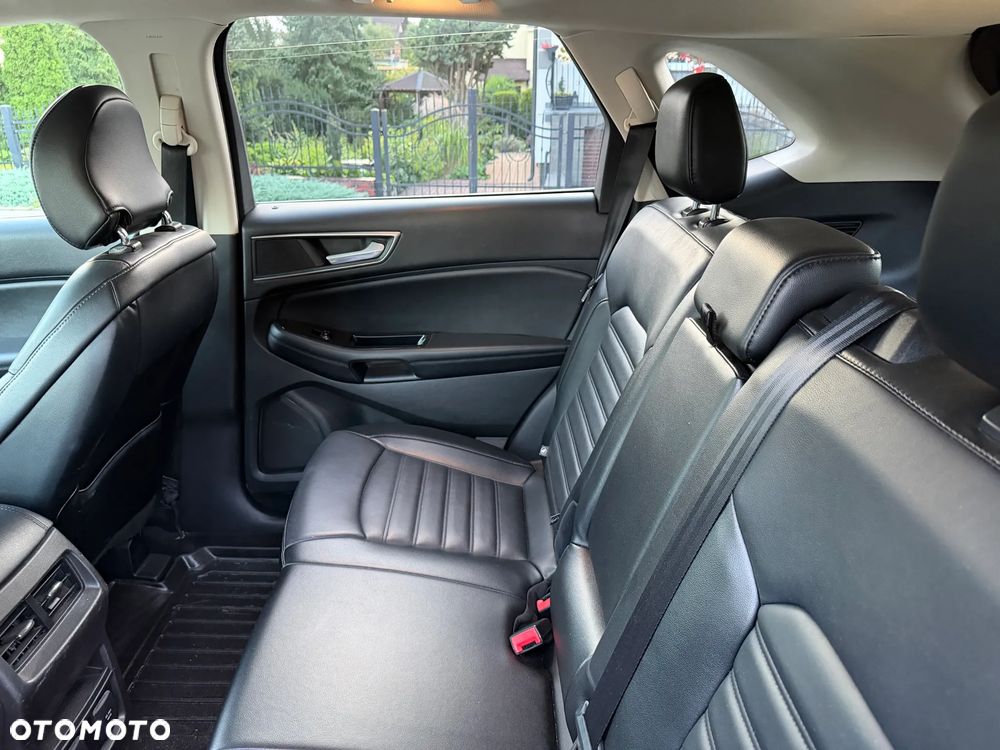 Ford Edge - 9