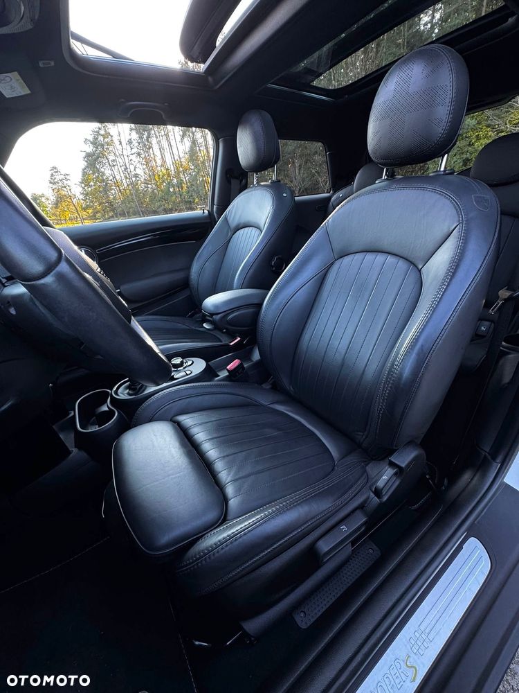 MINI Cooper SE Yours Trim - 18