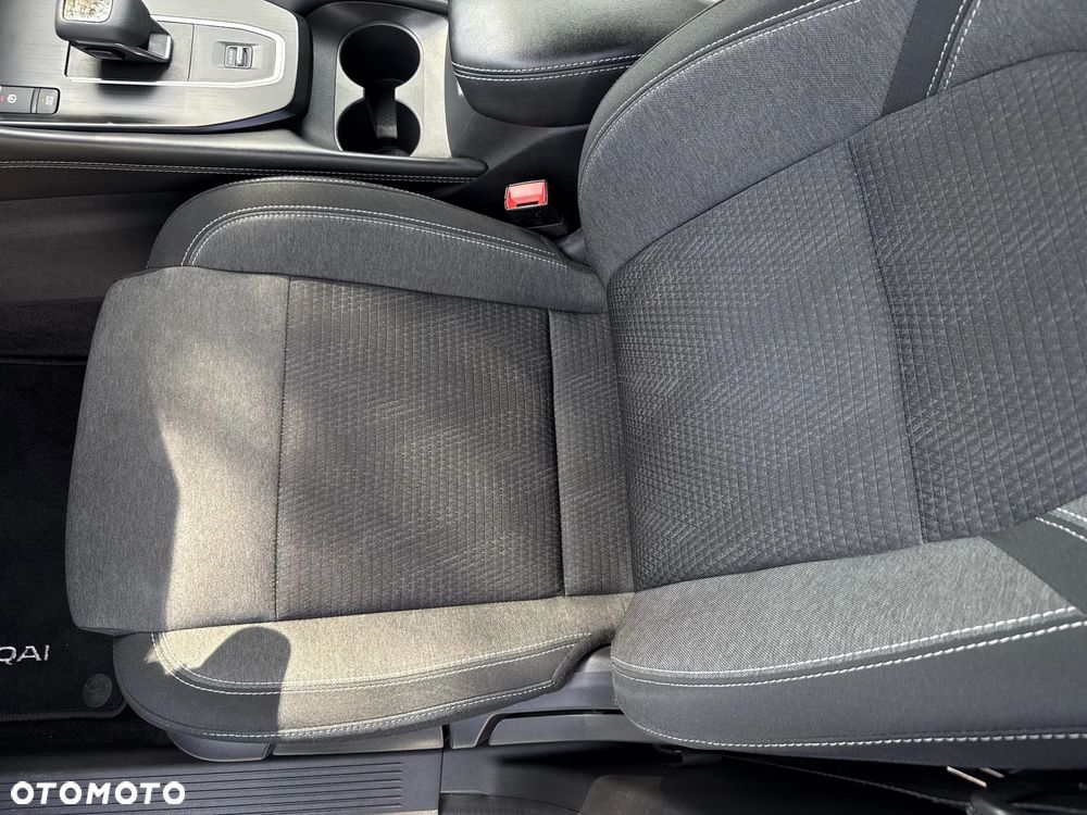 Nissan Qashqai 1.3 DIG-T mHEV N-Connecta Xtronic - 13