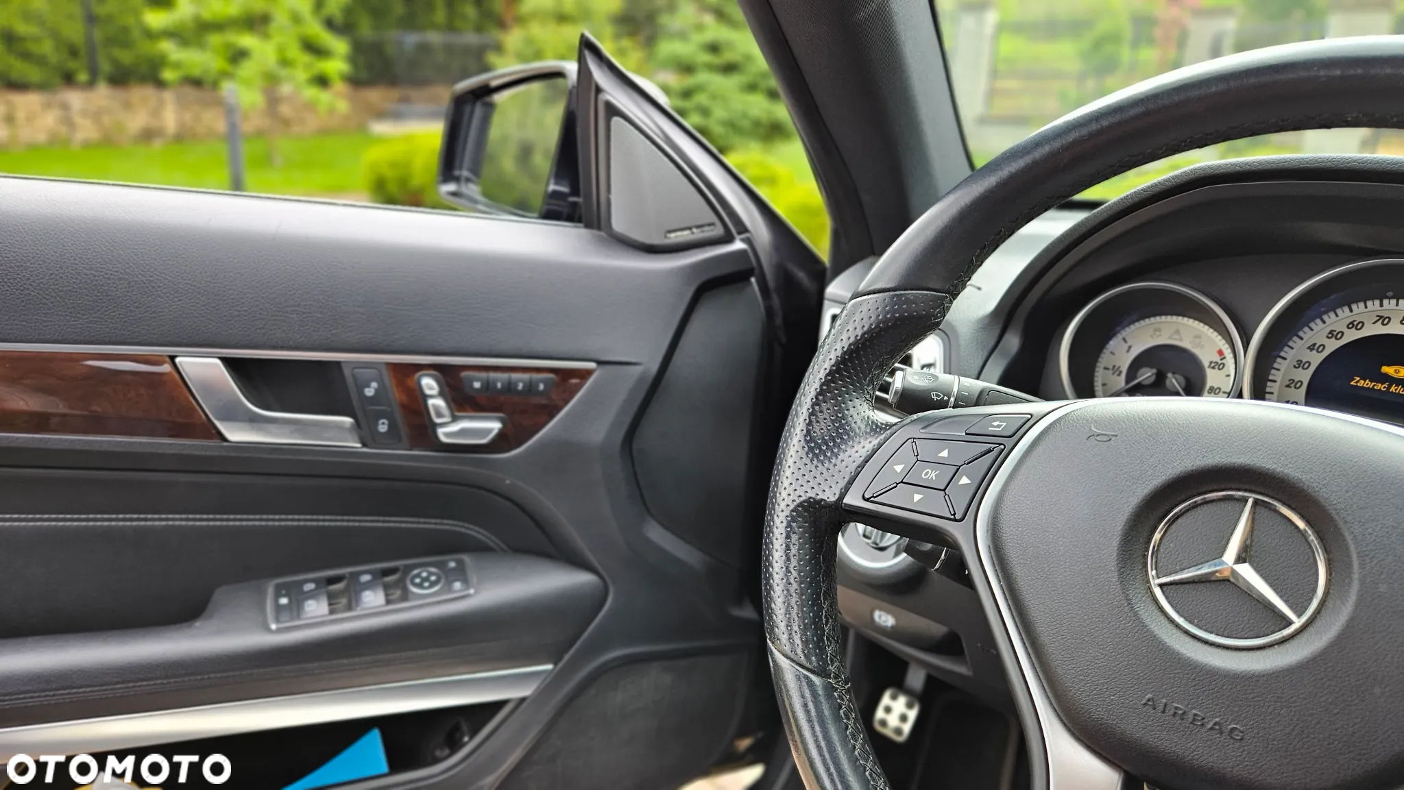Mercedes-Benz Klasa E 350 Coupe 7G-TRONIC - 27