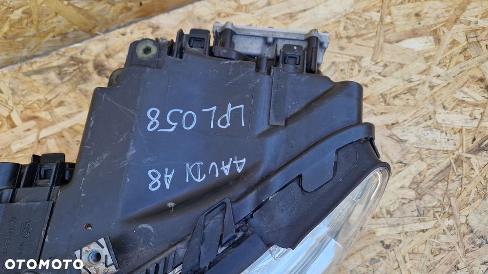 AUDI A8 LAMPA PRZÓD PRZEDNIA LEWA  EUROPA - 2