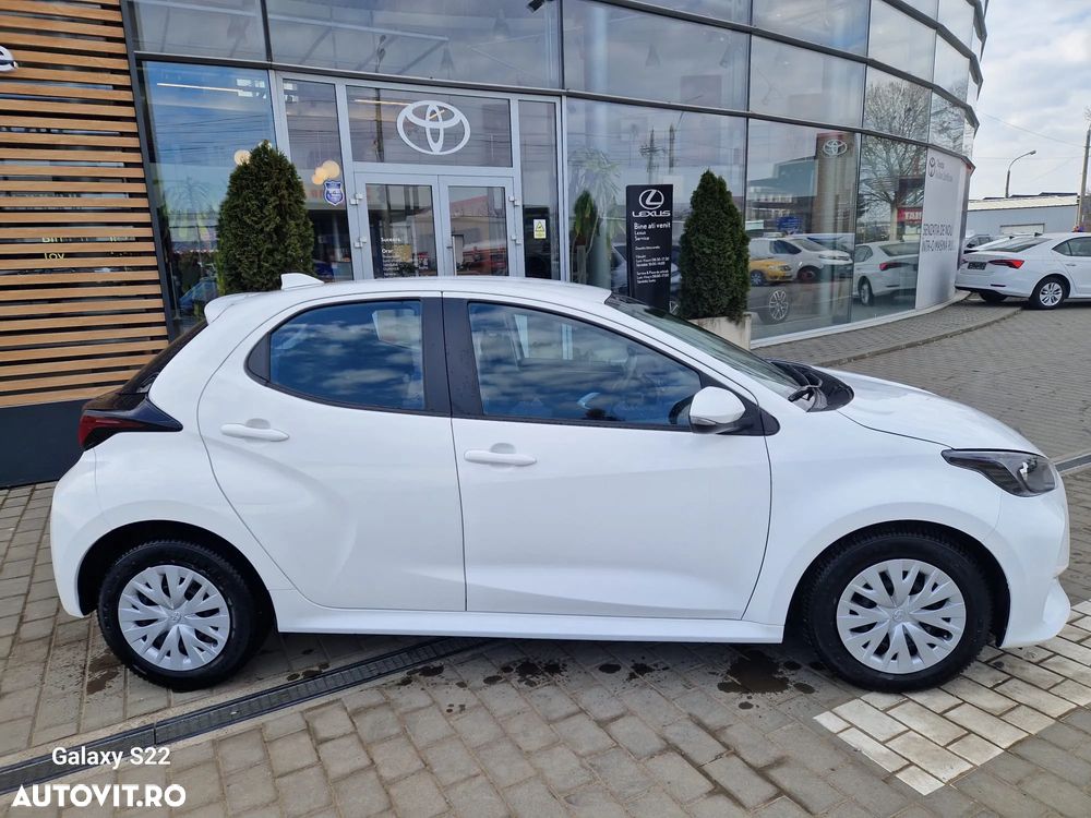 Toyota Yaris 1.5 MT Active - 6