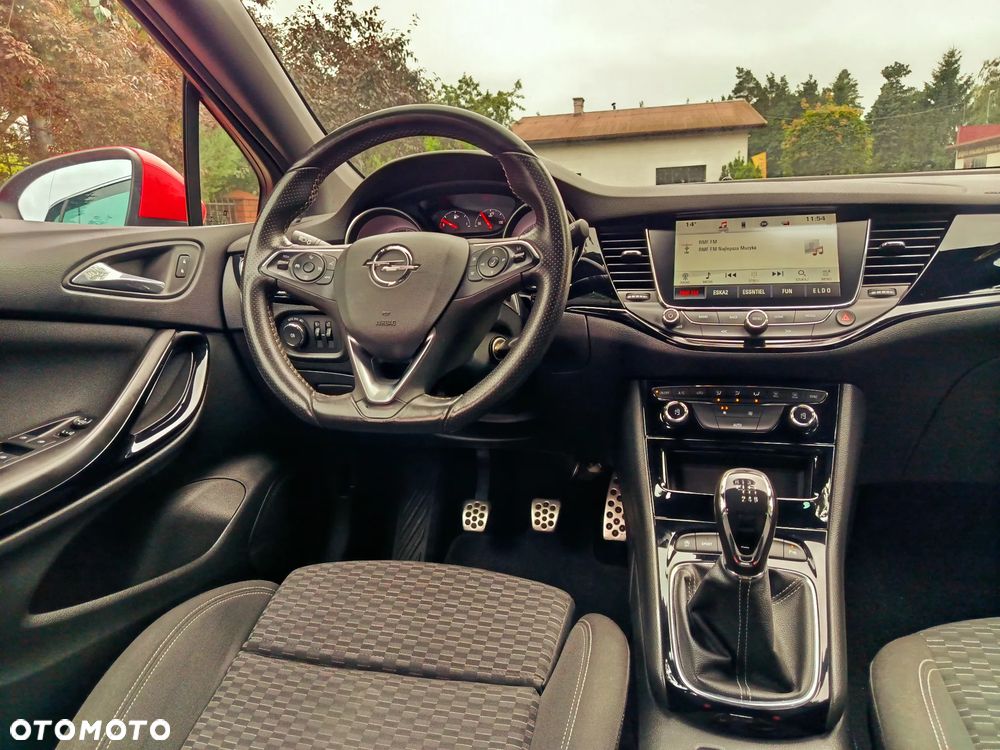 Opel Astra 1.6 CDTI Cosmo - 11