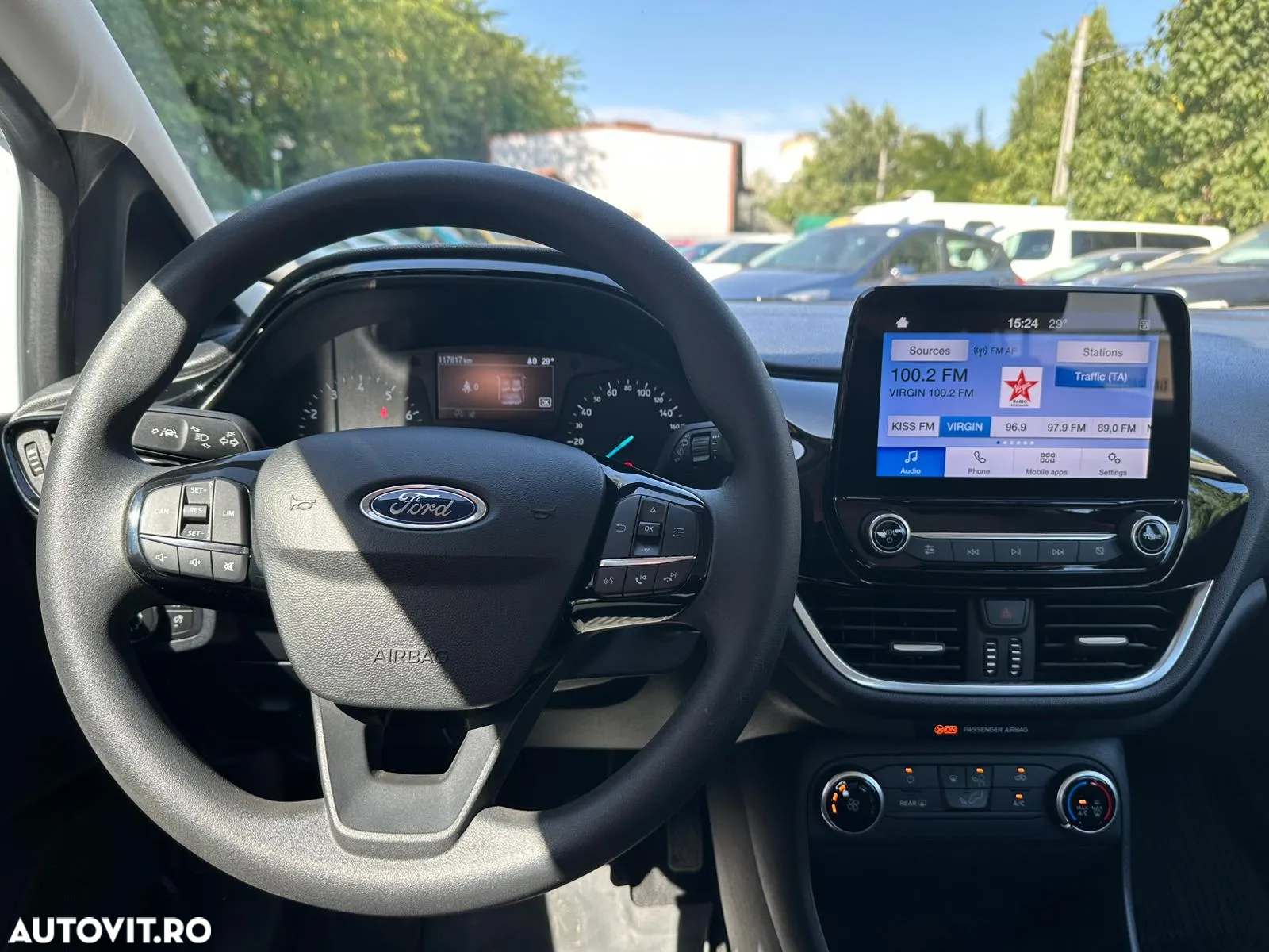 Ford Fiesta - 10