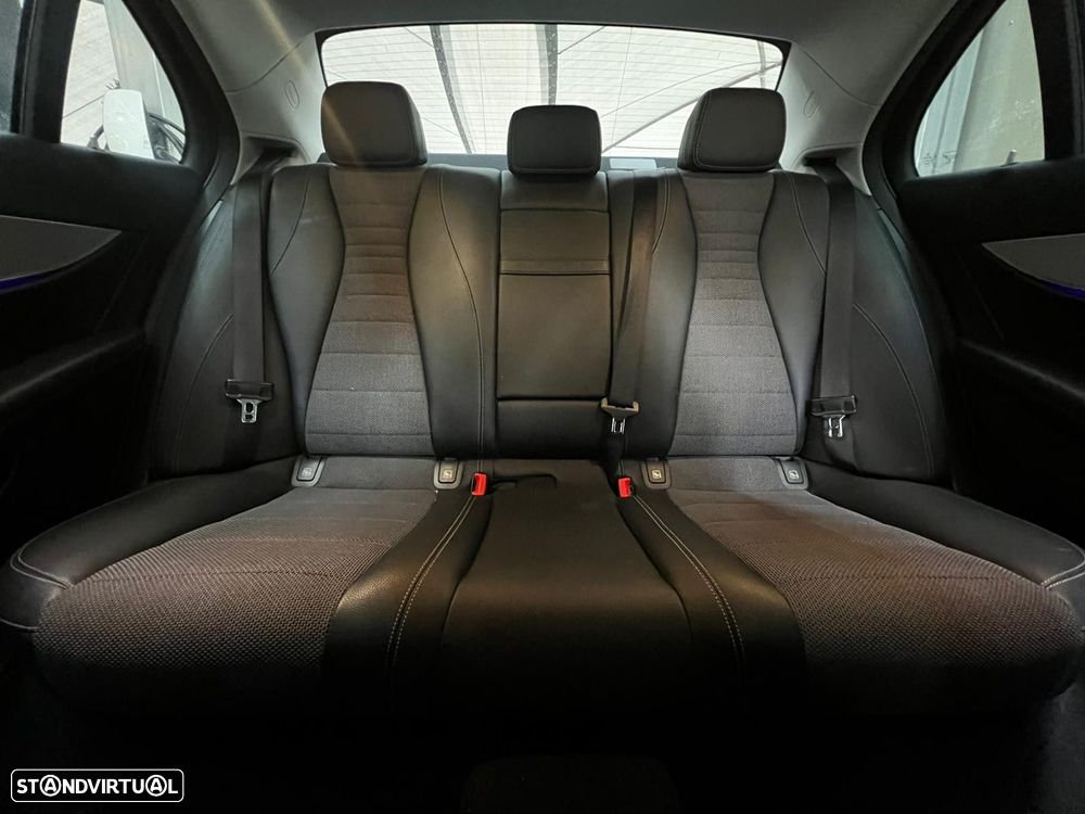 Mercedes-Benz E 300 de Avantgarde - 20