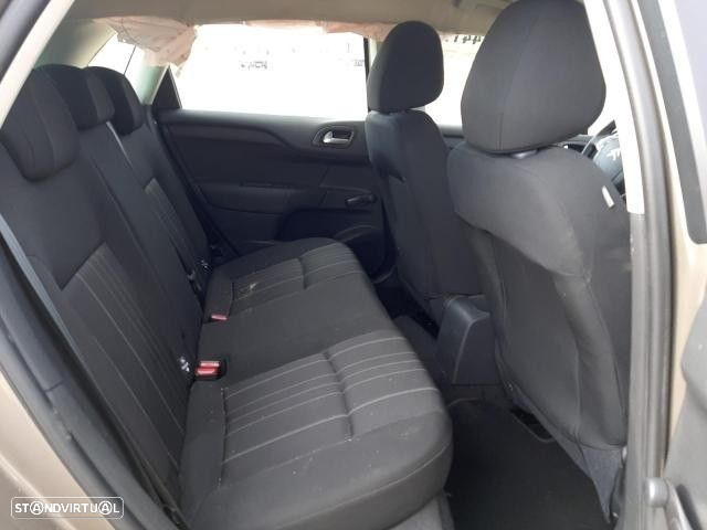 Peças Citroën C4 II 2009 a 2020 - 57