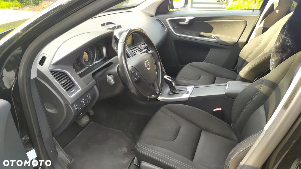 Volvo XC 60 D3 Geartronic Momentum - 7