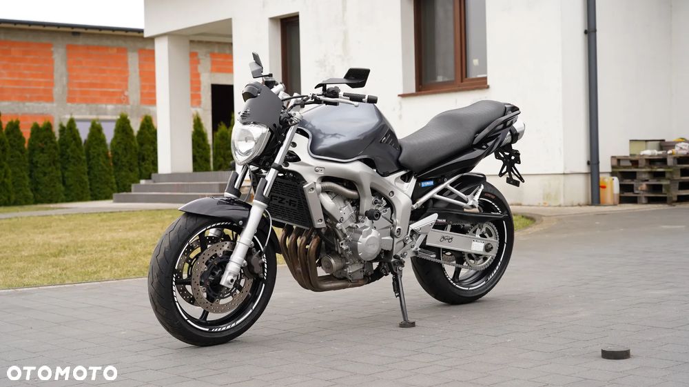 Yamaha FZ6 - 9