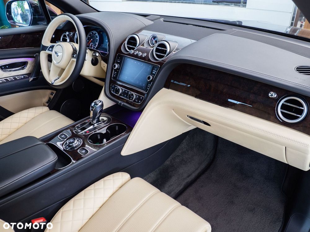 Bentley Bentayga - 14