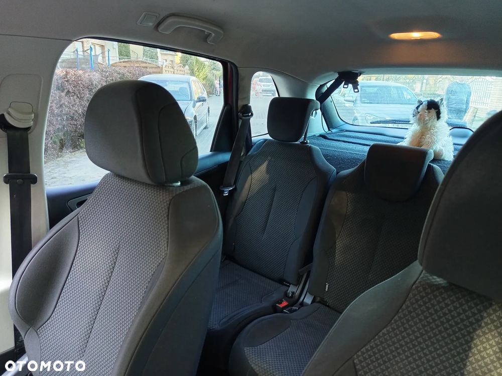 Citroën C4 Picasso 1.6 HDi Attraction - 29