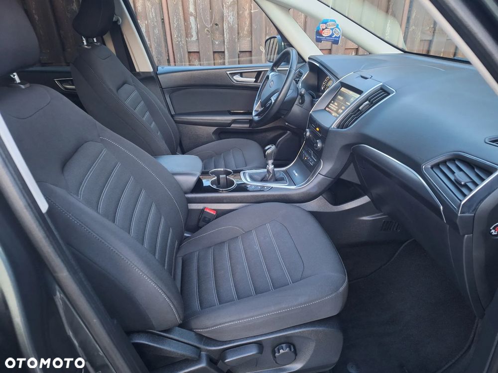 Ford Galaxy - 21
