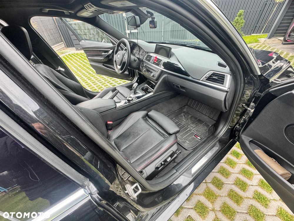 BMW Seria 3 335i Sport Line - 19