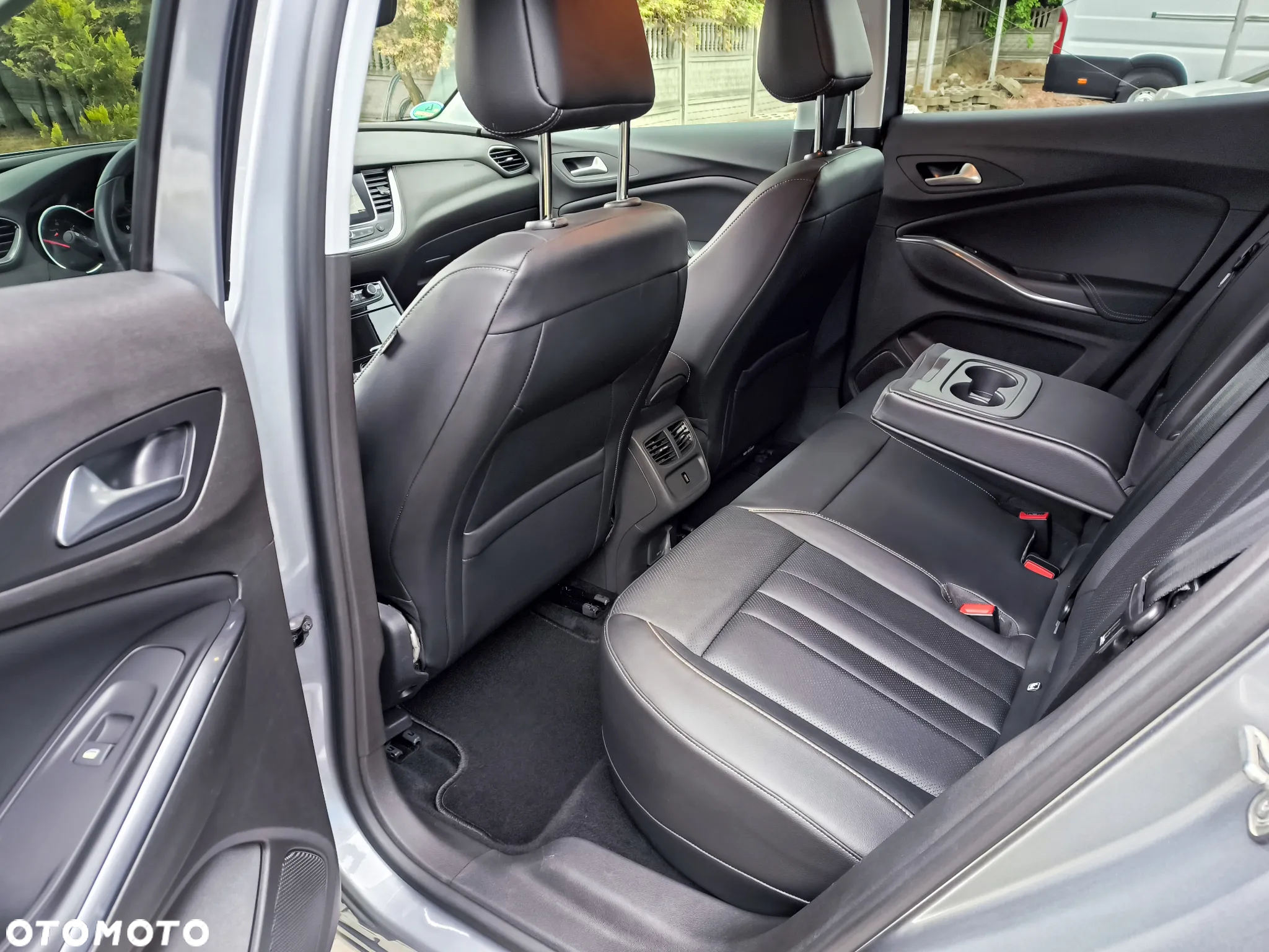Opel Grandland X Plug-in-Hybrid 1.6 DI Start/Stop Ultimate - 16