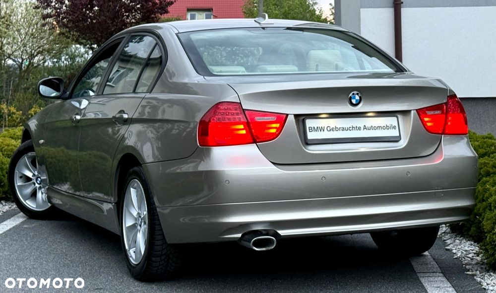 BMW Seria 3 320d - 35