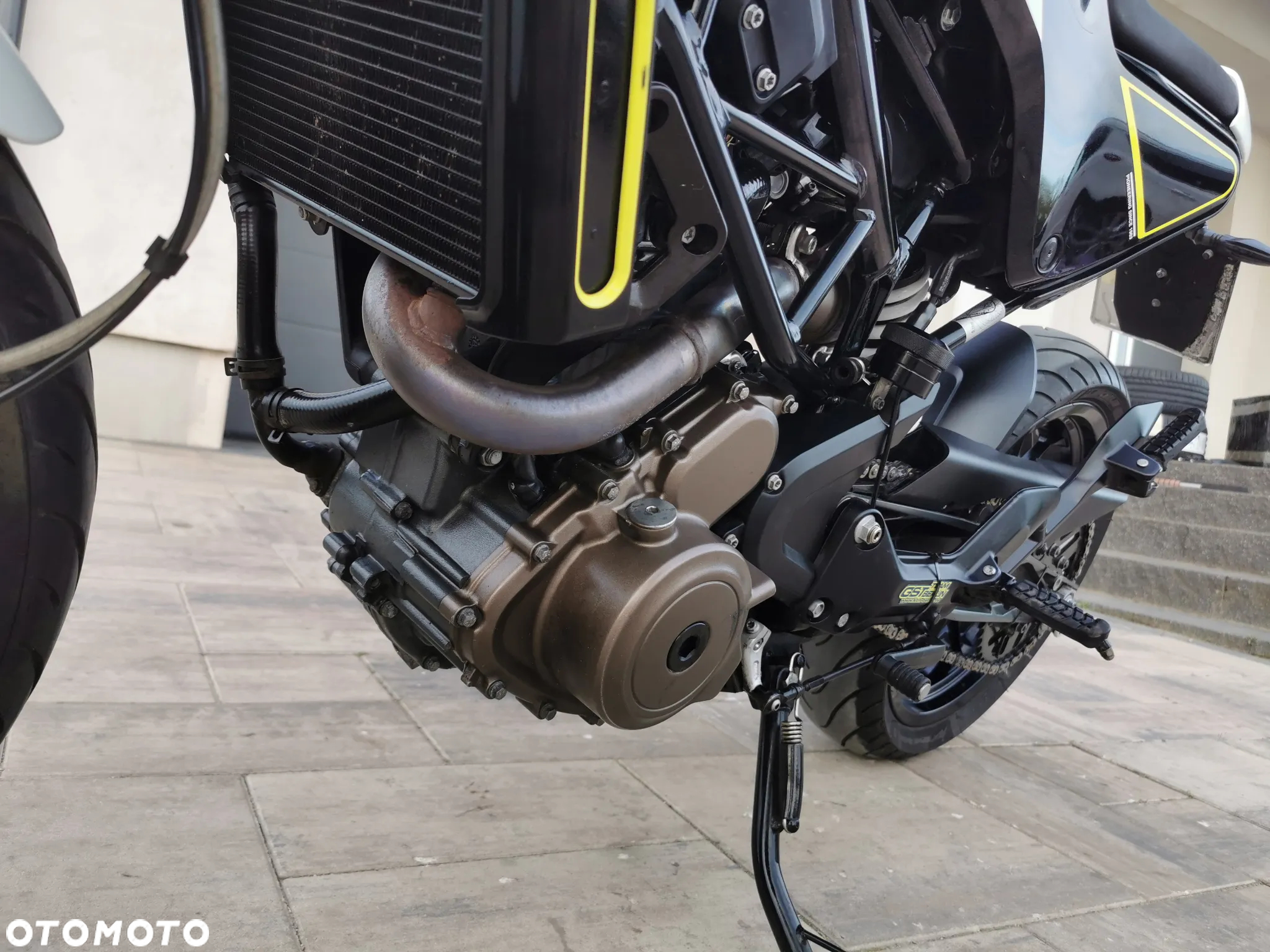 Husqvarna Vitpilen - 14