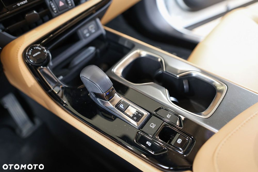 Lexus NX 350h Prestige 2WD - 24