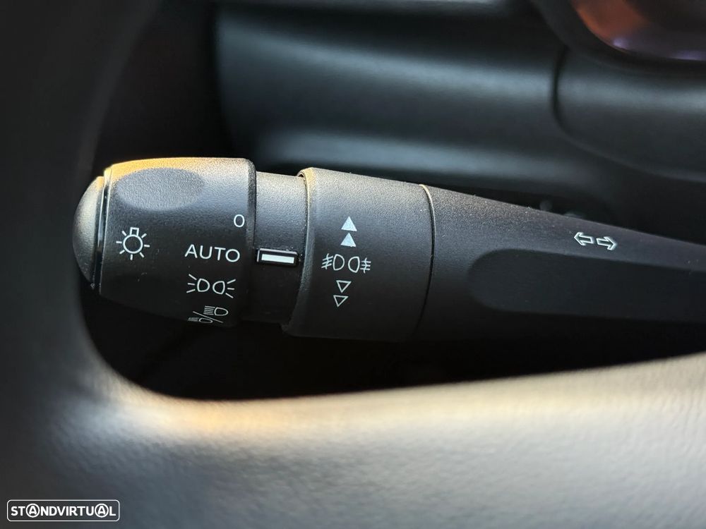 Citroën C3 1.2 PureTech Shine Pack - 9