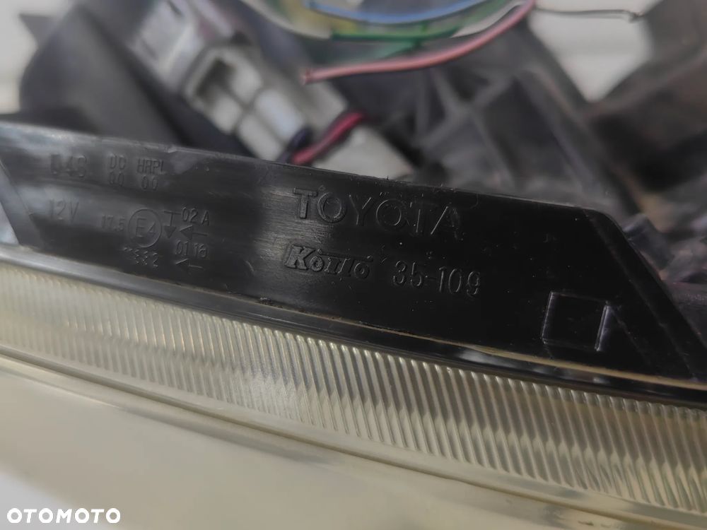 Toyota Avensis T25 lift lampa przednia prawa xenon - 4