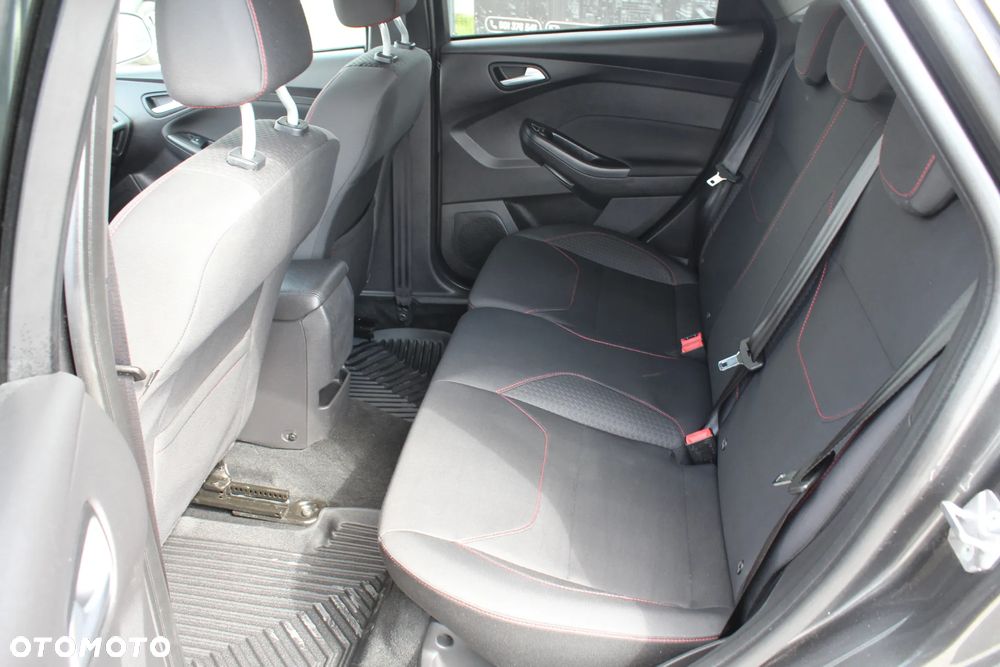 Ford Focus 1.0 EcoBoost Start-Stopp-System ST-LINE STYLE - 23