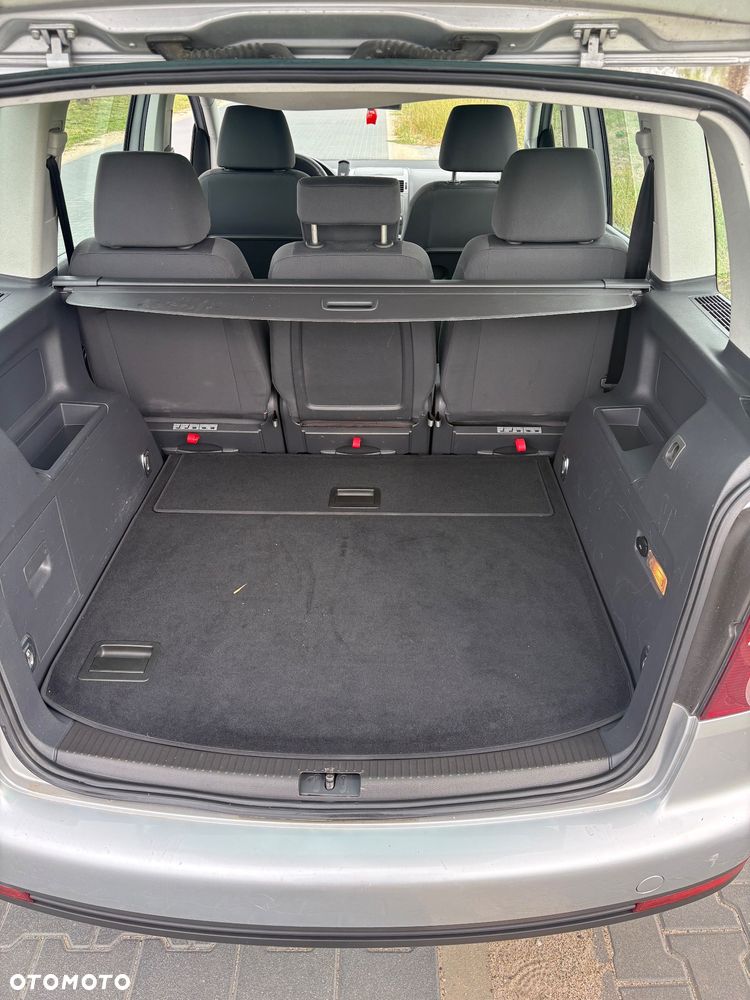 Volkswagen Touran 1.9 TDI DPF United - 20