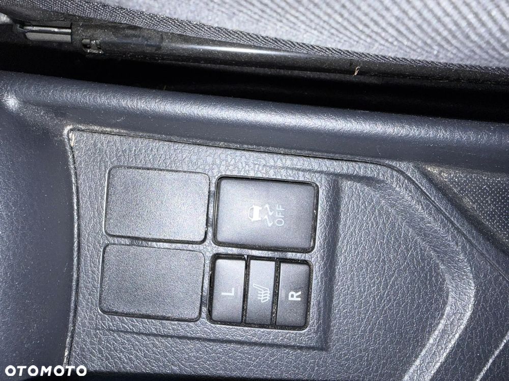 Toyota Yaris 1.5 Premium - 35