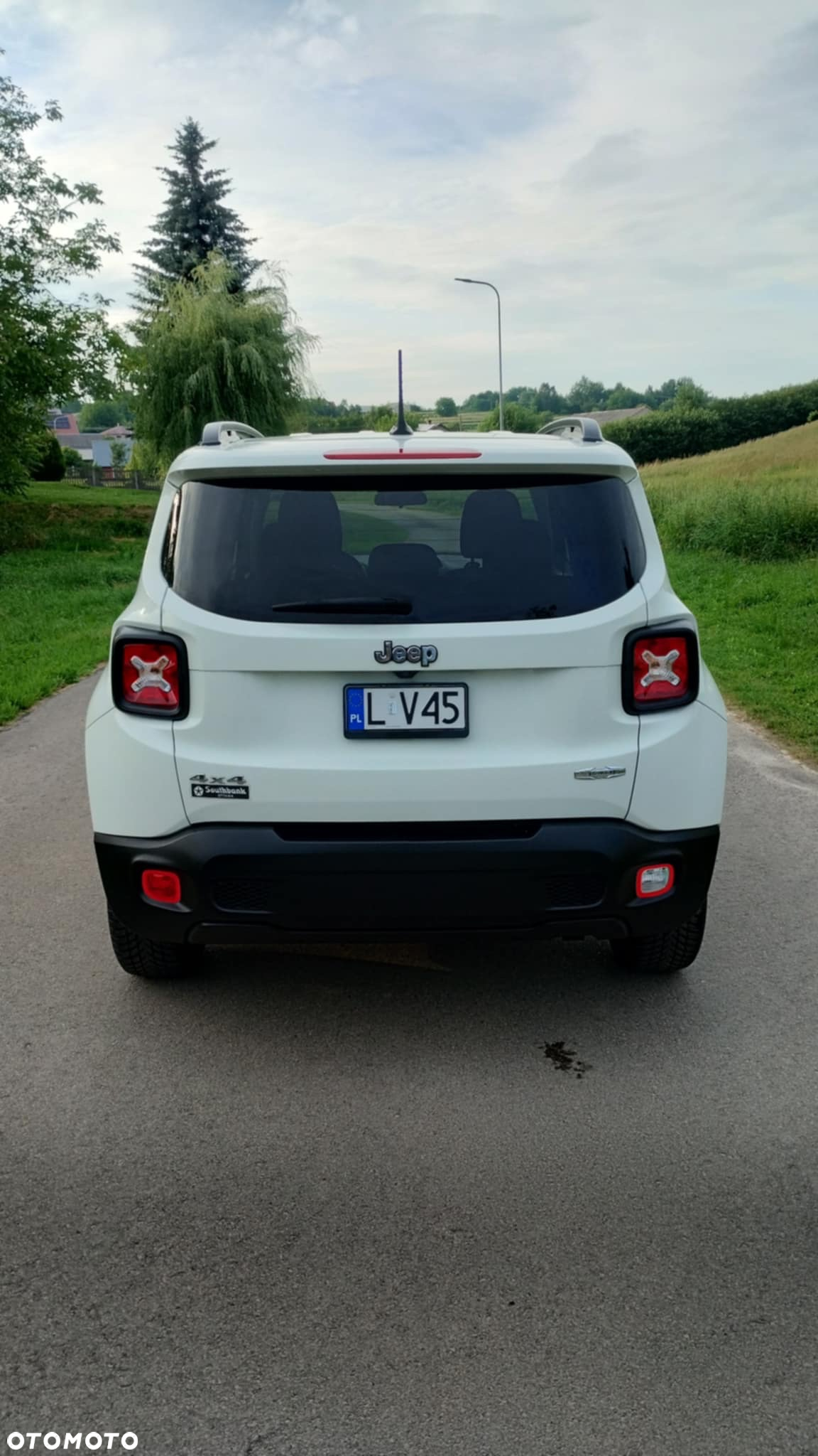 Jeep Renegade - 13
