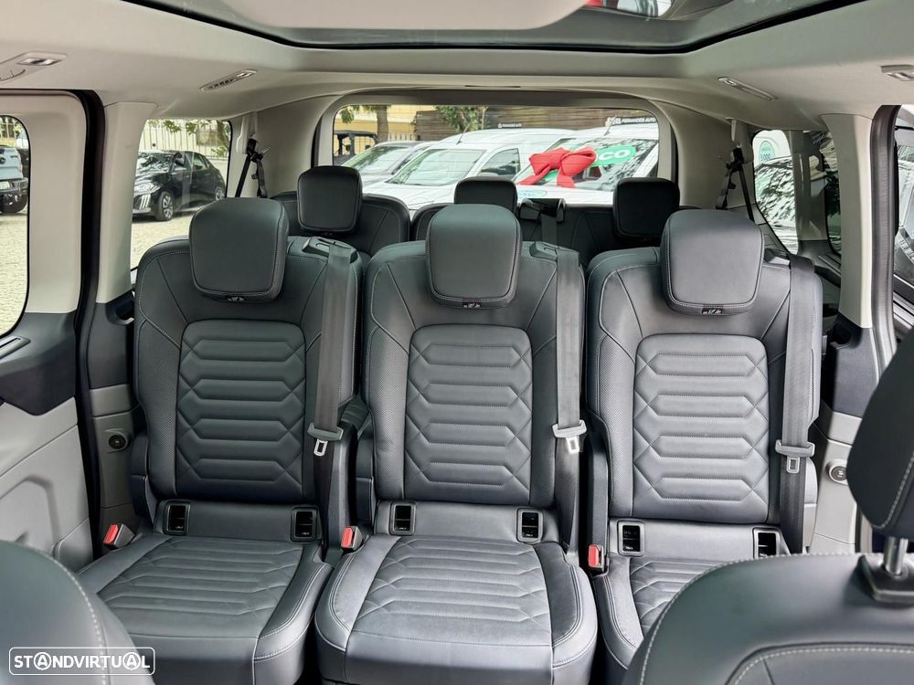 Ford Tourneo Custom - 20