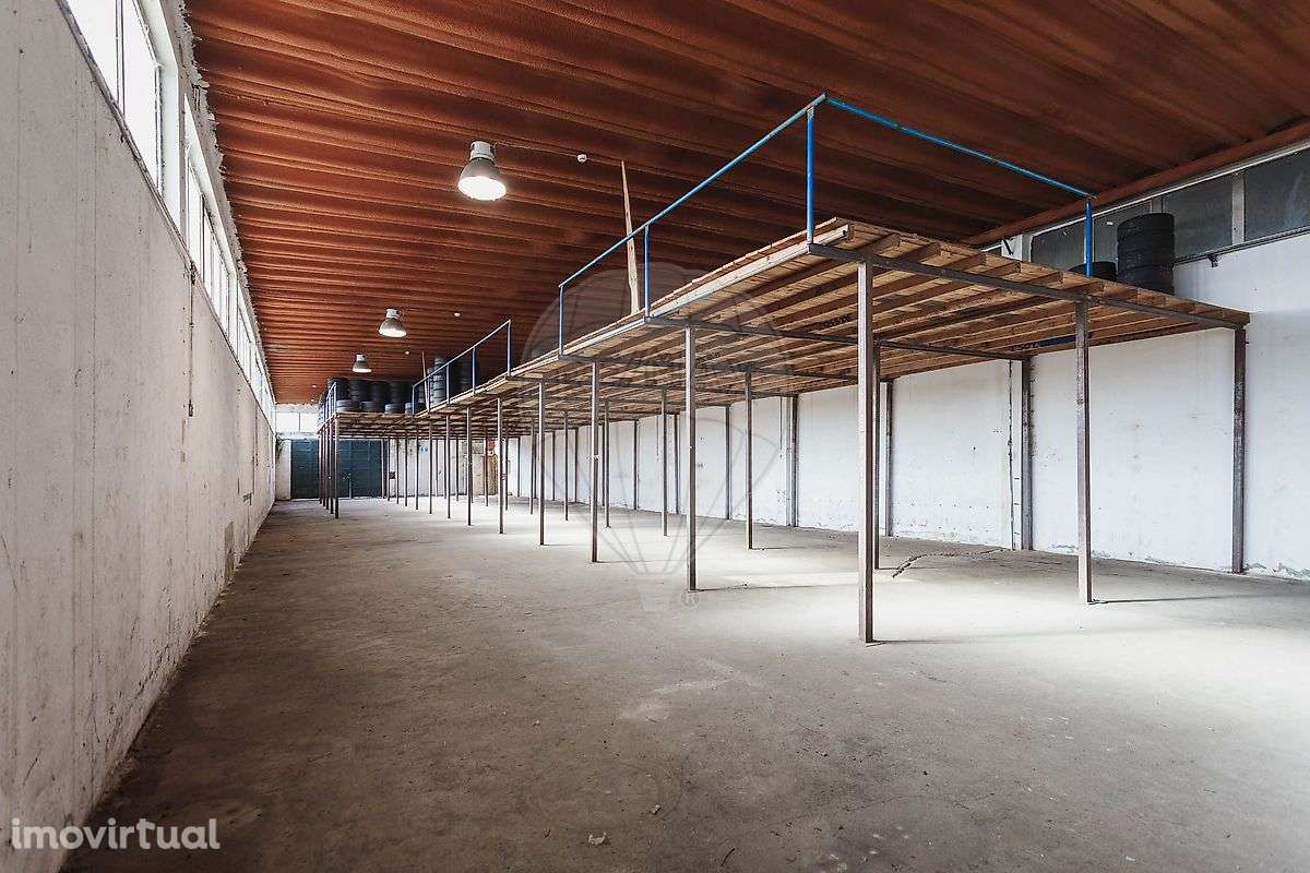 Armazém  para arrendamento - Grande imagem: 4/14