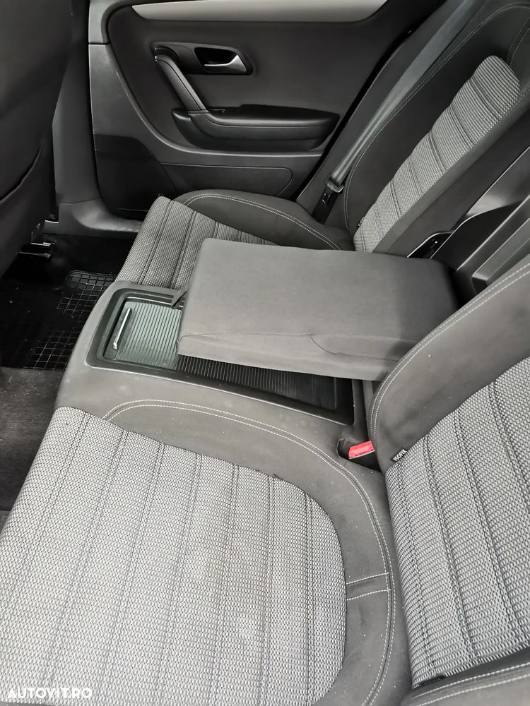 Volkswagen Passat CC 2.0 TDI DPF - 11