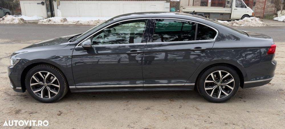 Volkswagen Passat 2.0 TDI DSG 4Mot Highline - 8